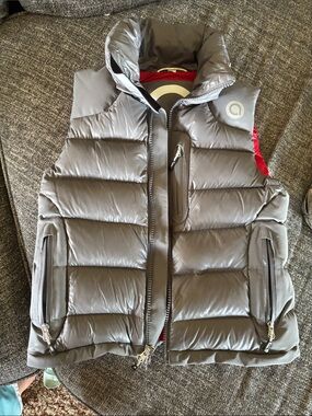 ARCTICA goose down Quilted Puffer Vest in Gray with High Collar